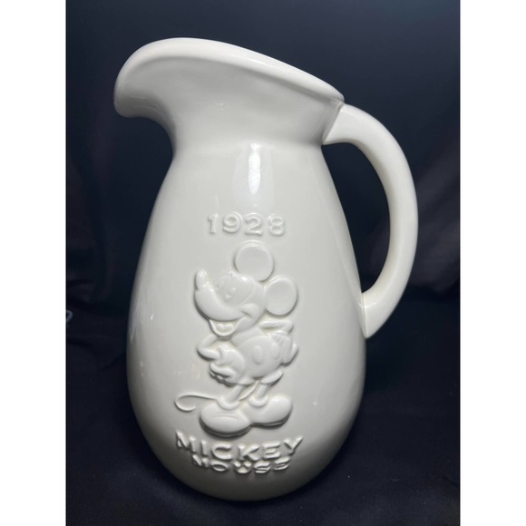 Mickey Mouse Water Pitcher - Picture 4 of 6